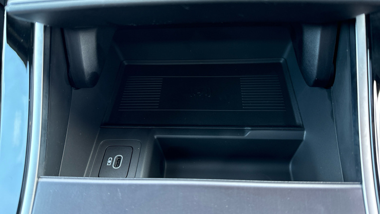 Land Rover Range Rover Velar 2.0 P400e Dynamic SE 5dr Auto Estate